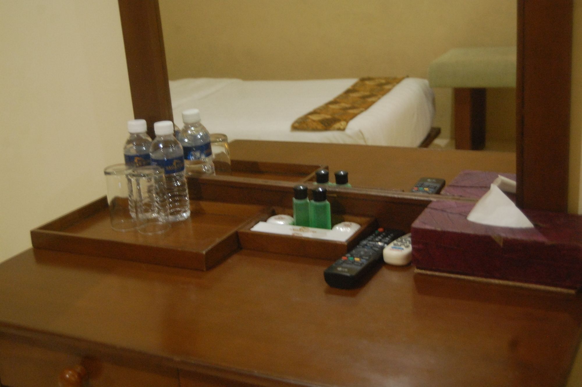 Sagan Huis Hotel Yogyakarta Buitenkant foto