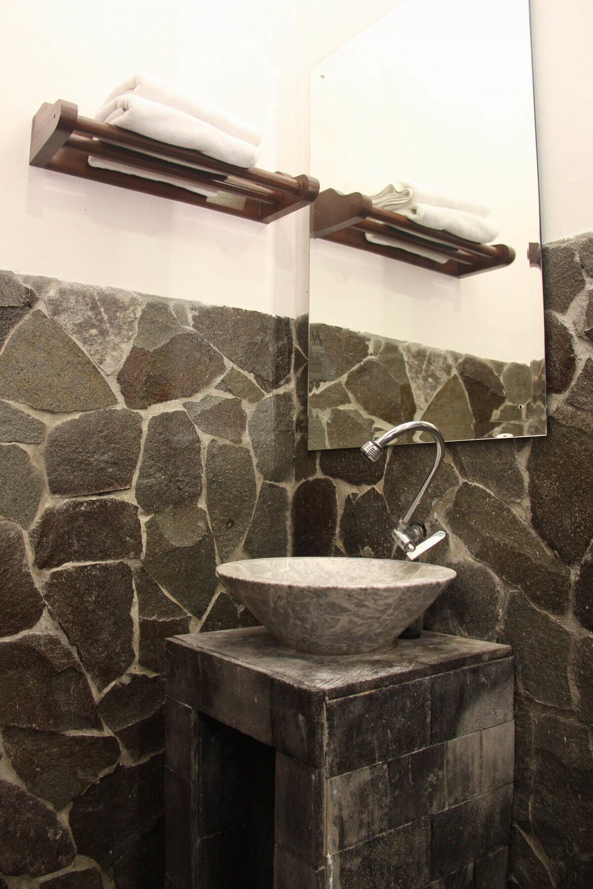 Sagan Huis Hotel Yogyakarta Buitenkant foto